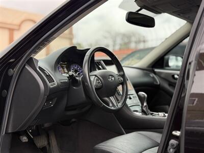 2015 INFINITI Q50   - Photo 6 - North Hills, CA 91343