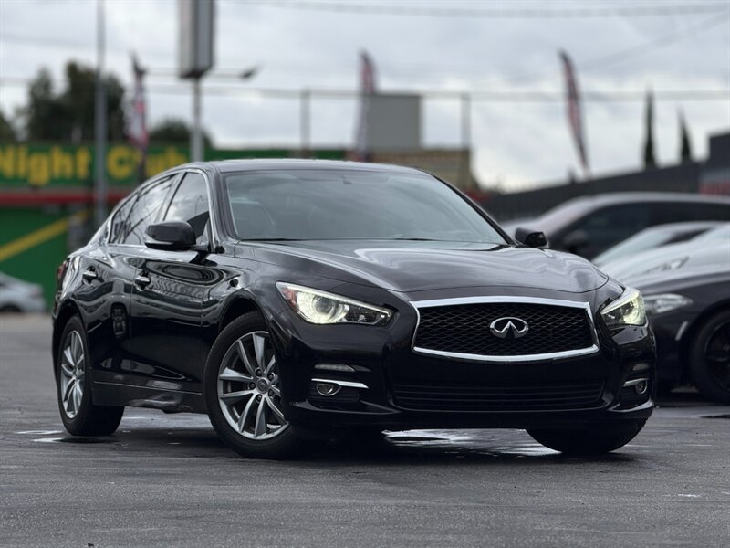 2015 INFINITI Q50   - Photo 1 - North Hills, CA 91343