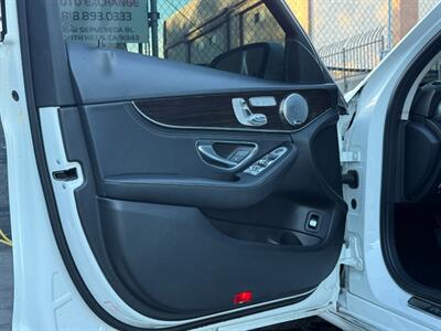2015 Mercedes-Benz C 300   - Photo 10 - North Hills, CA 91343