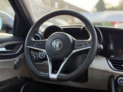 2018 Alfa Romeo Giulia Ti   - Photo 12 - North Hills, CA 91343