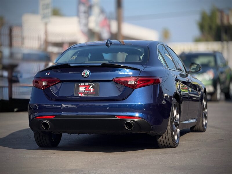 2018 Alfa Romeo Giulia Ti   - Photo 4 - North Hills, CA 91343