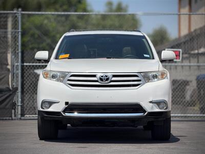2013 Toyota Highlander Limited   - Photo 2 - North Hills, CA 91343