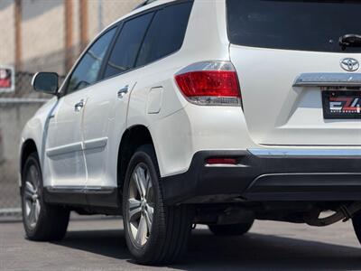 2013 Toyota Highlander Limited   - Photo 7 - North Hills, CA 91343