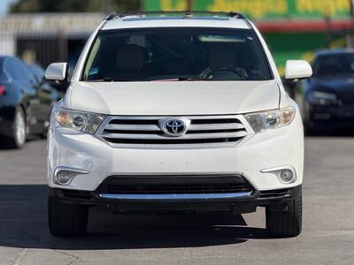 2013 Toyota Highlander Limited - Photo 2 - North Hills, CA 91343
