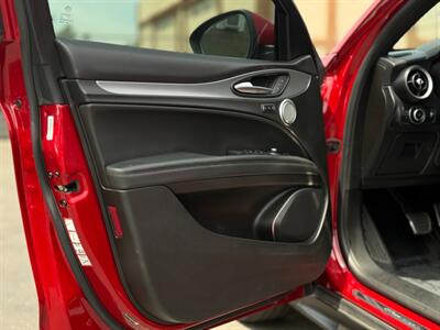 2018 Alfa Romeo Stelvio Ti Sport   - Photo 10 - North Hills, CA 91343