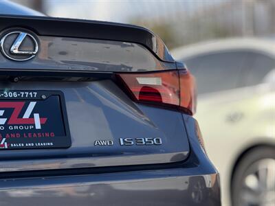 2015 Lexus IS 350 - Photo 7 - North Hills, CA 91343