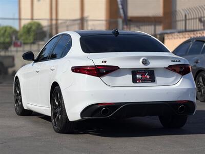 2018 Alfa Romeo Giulia Ti   - Photo 4 - North Hills, CA 91343