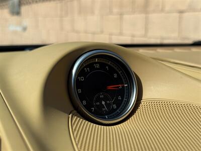 2013 Porsche Cayenne   - Photo 21 - North Hills, CA 91343