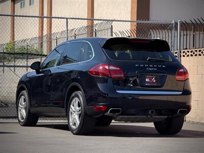 2013 Porsche Cayenne   - Photo 4 - North Hills, CA 91343