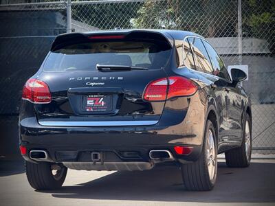 2013 Porsche Cayenne   - Photo 6 - North Hills, CA 91343