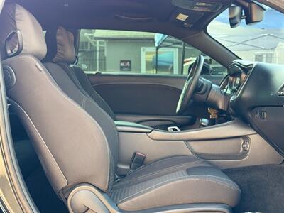 2015 Dodge Challenger SXT   - Photo 8 - North Hills, CA 91343