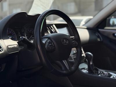 2015 INFINITI Q50   - Photo 13 - North Hills, CA 91343