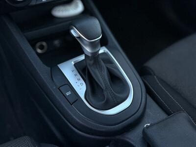 2024 Kia Forte LX   - Photo 10 - North Hills, CA 91343