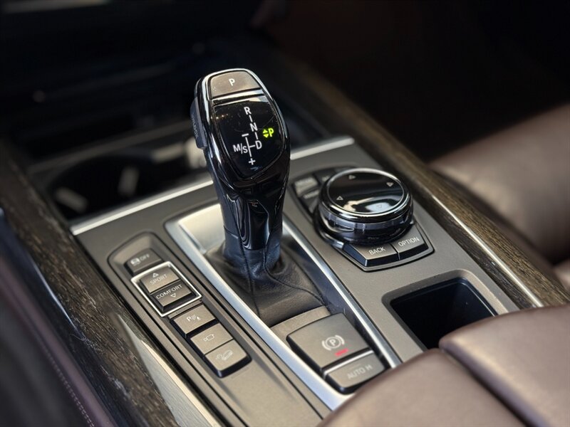 2014 BMW X5 xDrive50i - Photo 17 - North Hills, CA 91343