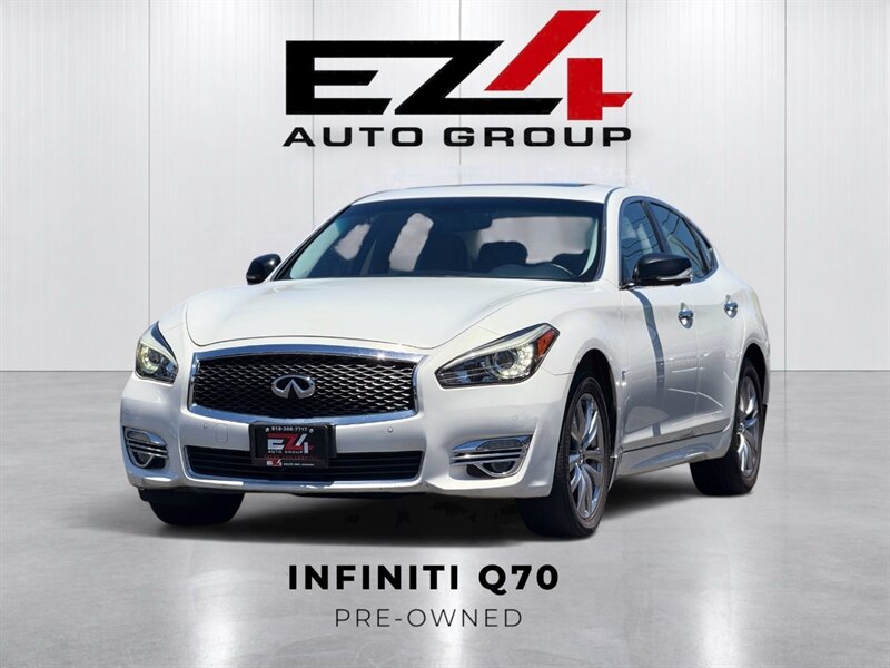 2015 INFINITI Q70 3.7