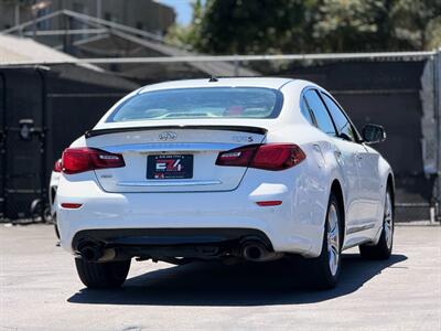 2015 INFINITI Q70 3.7 - Photo 4 - North Hills, CA 91343