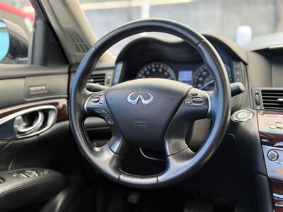 2015 INFINITI Q70 3.7 - Photo 15 - North Hills, CA 91343