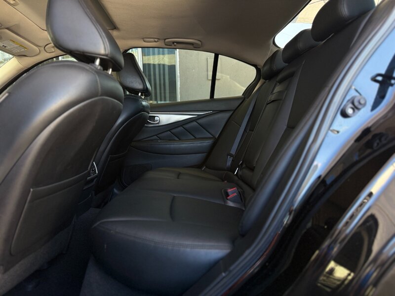 2015 INFINITI Q50 - Photo 15 - North Hills, CA 91343