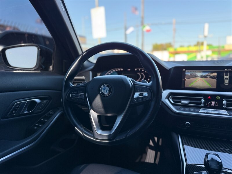 2020 BMW 330i - Photo 9 - North Hills, CA 91343