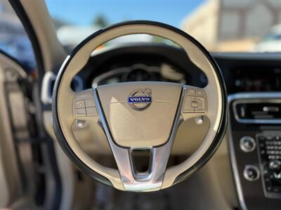 2016 Volvo S60 T5 Drive-E Premier   - Photo 14 - North Hills, CA 91343