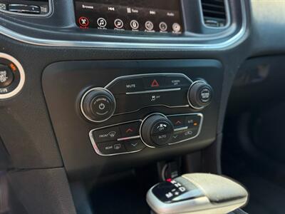 2017 Dodge Charger SXT   - Photo 15 - North Hills, CA 91343
