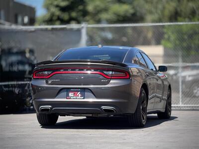 2017 Dodge Charger SXT   - Photo 5 - North Hills, CA 91343