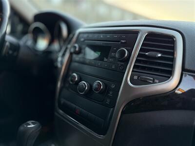 2011 Jeep Grand Cherokee Laredo   - Photo 7 - North Hills, CA 91343