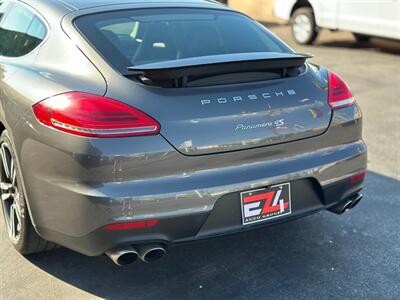 2014 Porsche Panamera S   - Photo 9 - North Hills, CA 91343