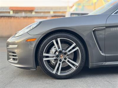 2014 Porsche Panamera S   - Photo 5 - North Hills, CA 91343