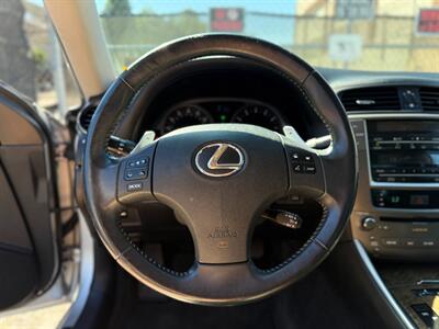 2010 Lexus IS 250   - Photo 18 - North Hills, CA 91343