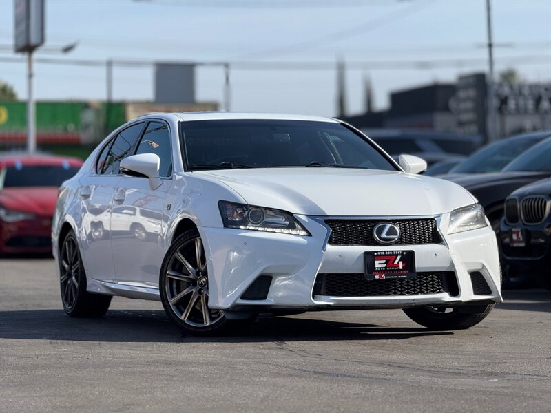 2015 Lexus GS 350's photo
