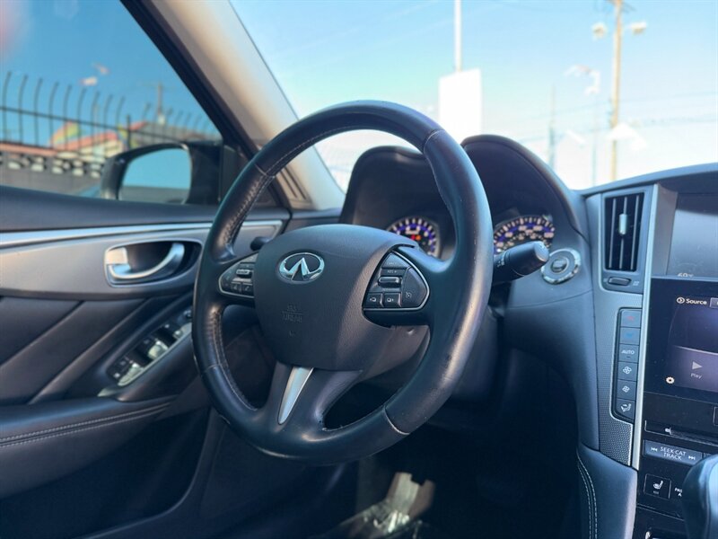 2015 INFINITI Q50 - Photo 8 - North Hills, CA 91343