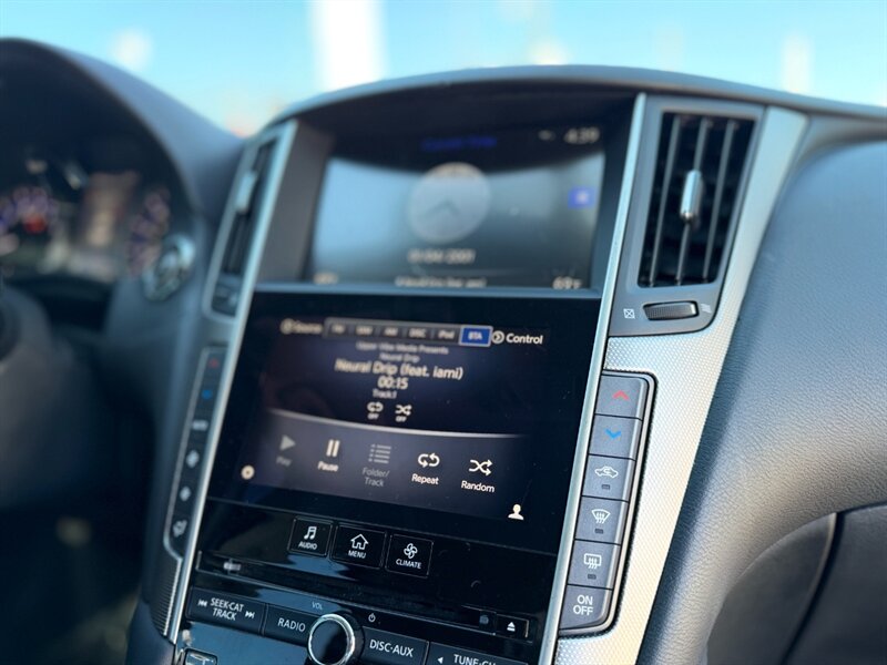 2015 INFINITI Q50 - Photo 9 - North Hills, CA 91343