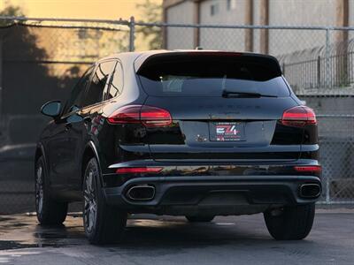 2017 Porsche Cayenne - Photo 6 - North Hills, CA 91343