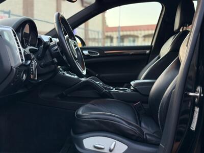 2017 Porsche Cayenne - Photo 17 - North Hills, CA 91343