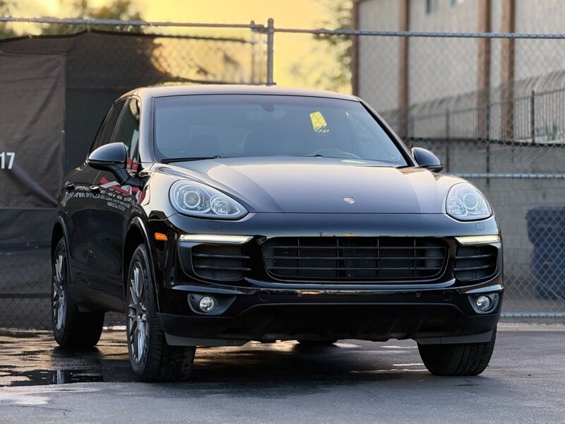 2017 Porsche Cayenne  