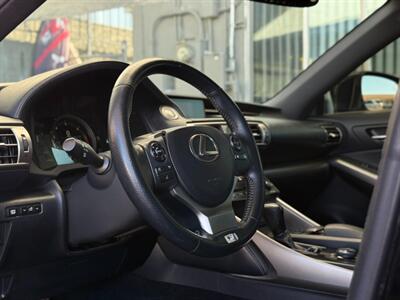 2014 Lexus IS 350   - Photo 14 - North Hills, CA 91343