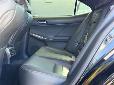 2014 Lexus IS 350   - Photo 17 - North Hills, CA 91343