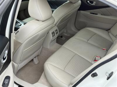 2014 INFINITI Q50 Hybrid Premium   - Photo 15 - North Hills, CA 91343