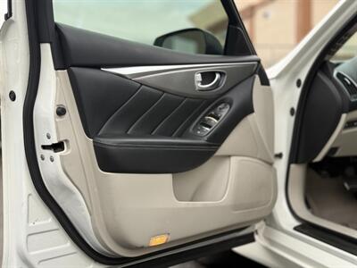 2014 INFINITI Q50 Hybrid Premium   - Photo 12 - North Hills, CA 91343