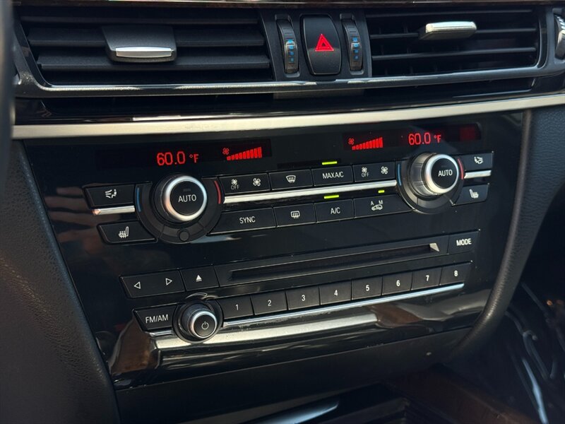 2015 BMW X5 sDrive35i - Photo 11 - North Hills, CA 91343