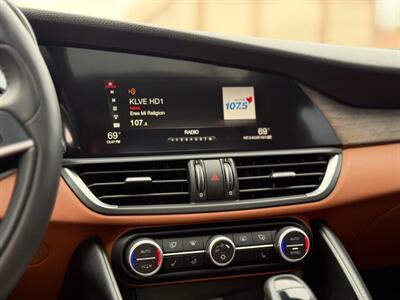 2017 Alfa Romeo Giulia Ti   - Photo 13 - North Hills, CA 91343
