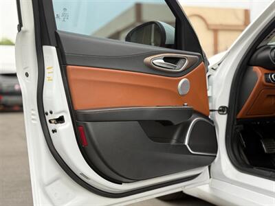 2017 Alfa Romeo Giulia Ti   - Photo 9 - North Hills, CA 91343