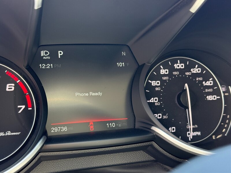 2017 Alfa Romeo Giulia Ti - Photo 14 - North Hills, CA 91343