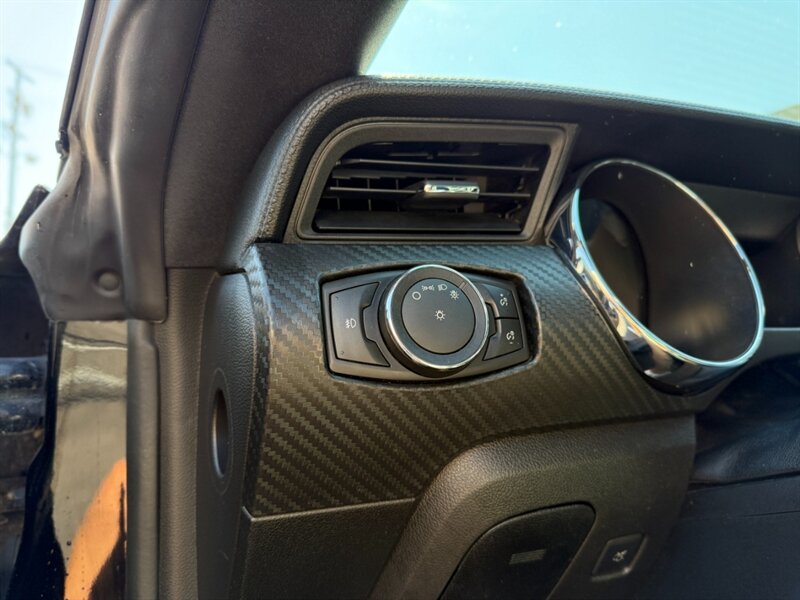 2016 Ford Mustang V6 - Photo 14 - North Hills, CA 91343