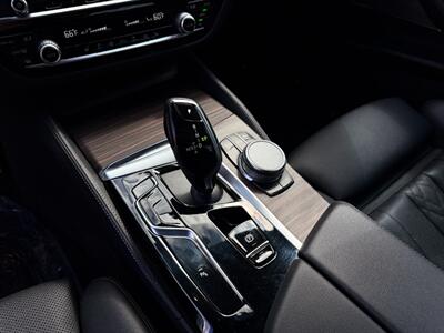 2022 BMW 540i   - Photo 13 - North Hills, CA 91343