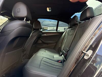 2022 BMW 540i   - Photo 17 - North Hills, CA 91343