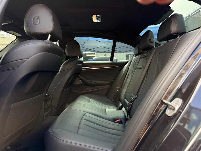 2022 BMW 540i   - Photo 17 - North Hills, CA 91343