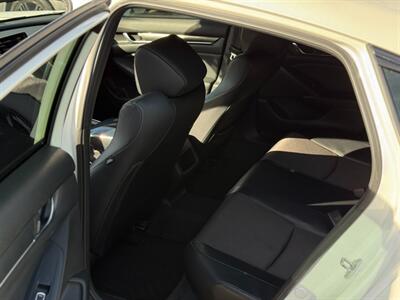 2018 Honda Accord Sport   - Photo 11 - North Hills, CA 91343