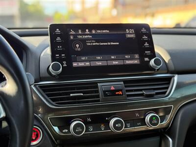 2018 Honda Accord Sport   - Photo 12 - North Hills, CA 91343